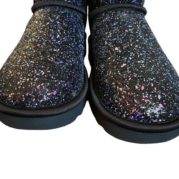 UGG Classic Short Cosmos Boots Size 5 Black With Purple Glitter Sparkle 1105390 - Picture 3 of 7